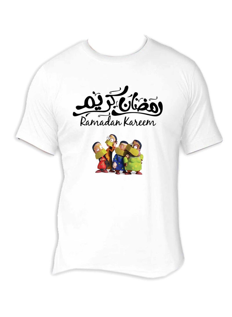أف إم ستايلز تيشيرت بأكمام قصيرة بنمط يحمل عبارة "رمضان كريم" برسمة كرتونية أبيض - Image 2