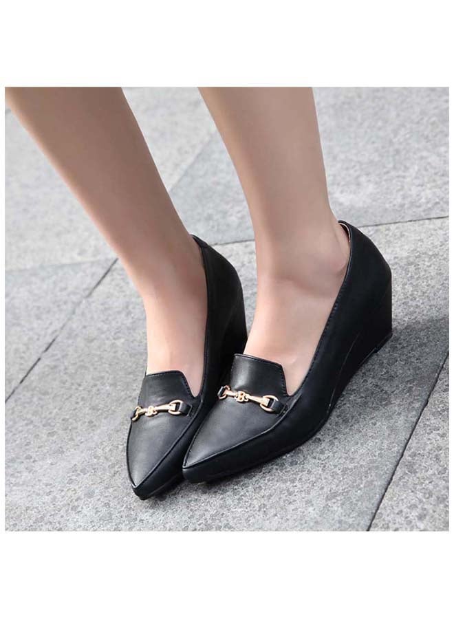 HUSK'SWARE - Wedge Heeled Pumps Black/Gold - Image 1