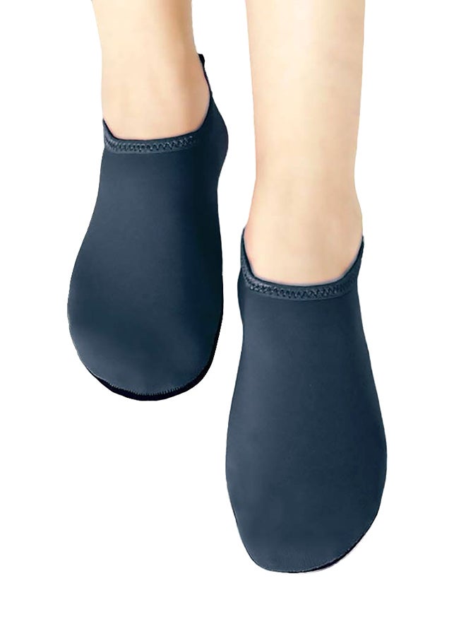 Generic Pair Of Non-Slip Swimming Socks S
