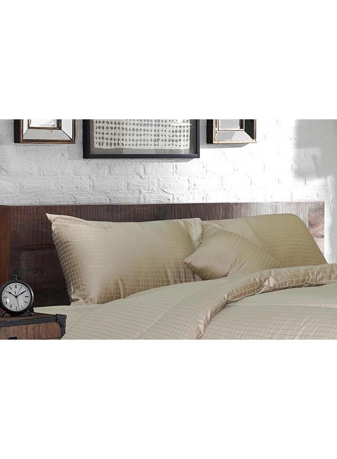 2 Pieces Queen Size Pillow Cover Set Cotton Blend 50 x 75cm