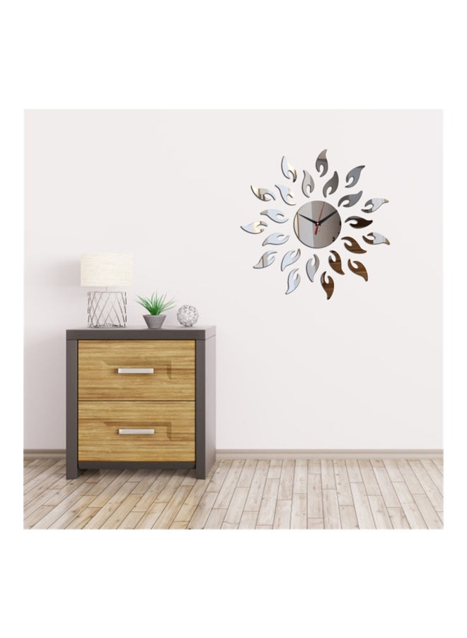 شاربدو ملصق ساعة جدارية بنمط مرآة أسود/ فضي 50 x 50سم - Image 2