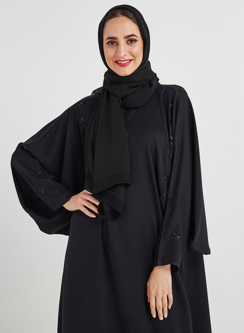 Simple Embellished Abaya Black - v1554902533/N22286498A_3