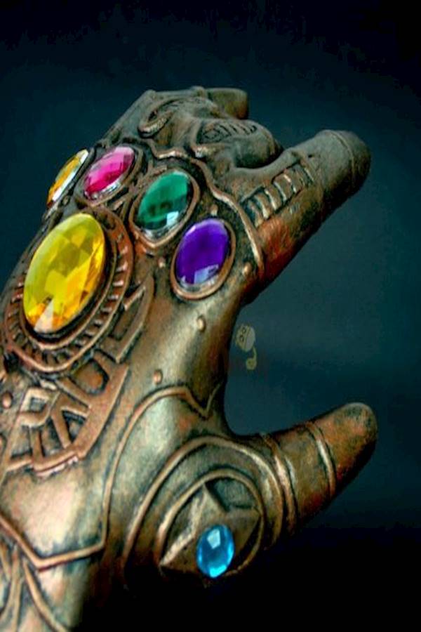 Avengers Thanos Gauntlet Glove Toy Model  - Image 4