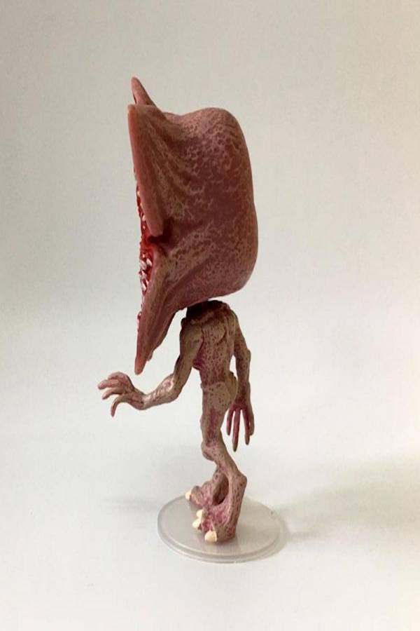 null - Stranger Things Chomper Demogorgon Figurine - Image 1