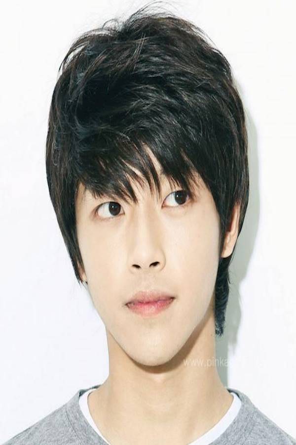 Short Hair Wig Black - Image 1