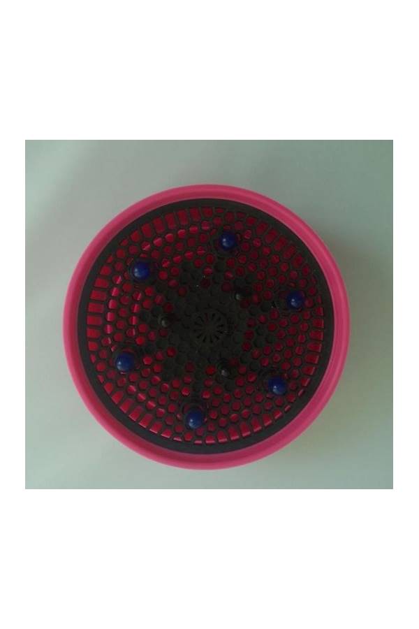 Generic - Hair Dryer Diffuser Attachment Red/Black - Image 1