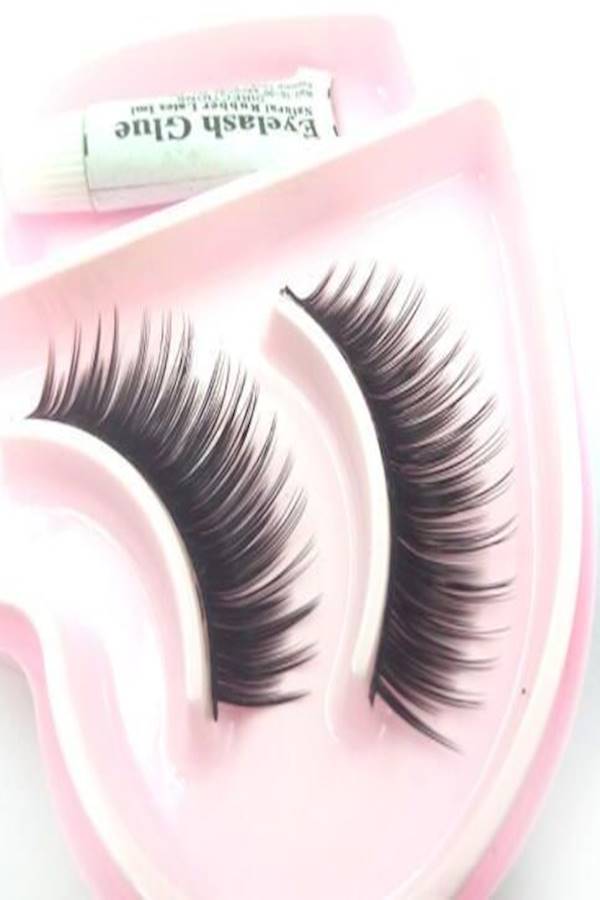 زوج من الرموش الصناعية ثلاثية الأبعاد بتصميم سميك أسود - Image 2