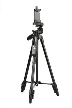 Yunteng Professional Lightweight Aluminum Portable Tripod Stand Multicolour  - Image 1