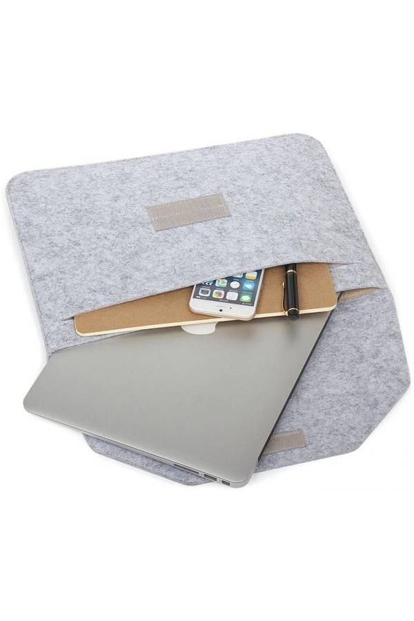 Carrying Pouch For Apple MacBook Pro 15-Inch Grey  - Image 3