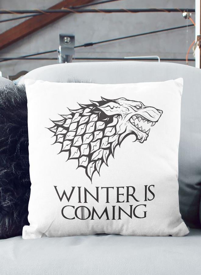 وسادة زينة مطبوع عليها عبارة "Winter Is Coming" أبيض/ أسود 16x16بوصة - Image 2