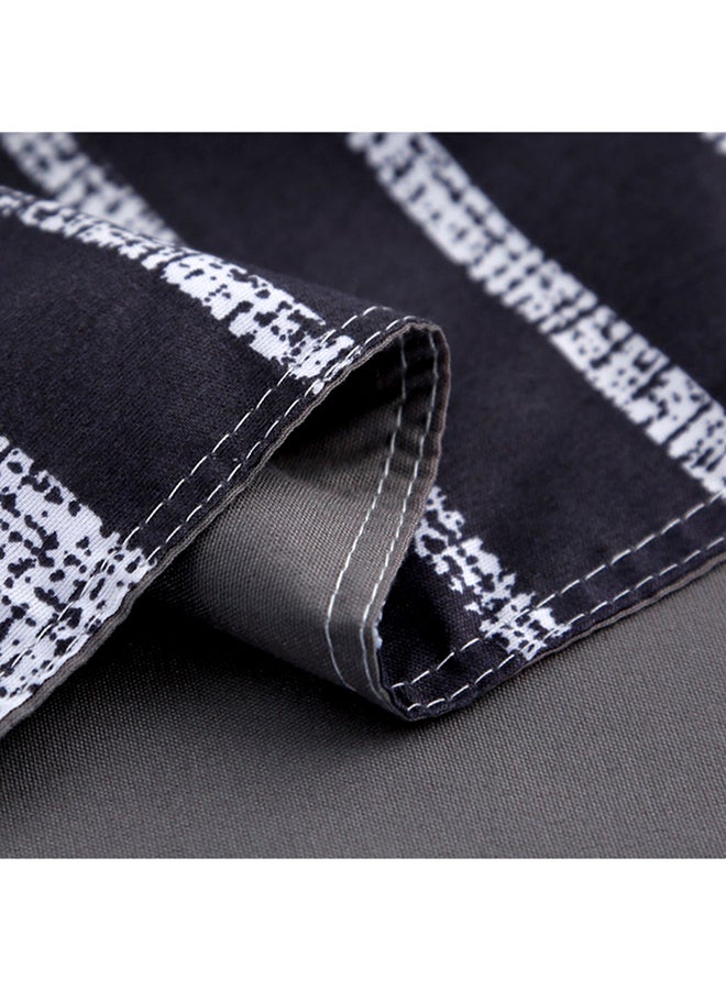 بيوينتي طقم سرير بطبعة مخططة مكون من 4 قطع أسود/ أبيض - Image 4