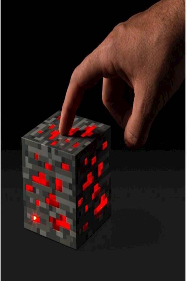 Generic - Minecraft Red LED Diamond Block Cube Light - Image 1