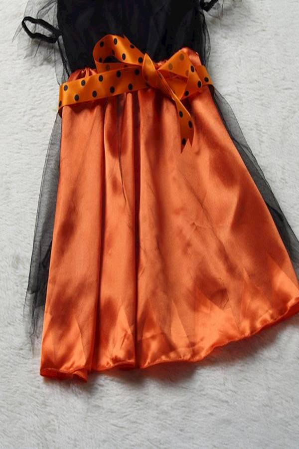 Cute Witch Halloween Costume - Image 4