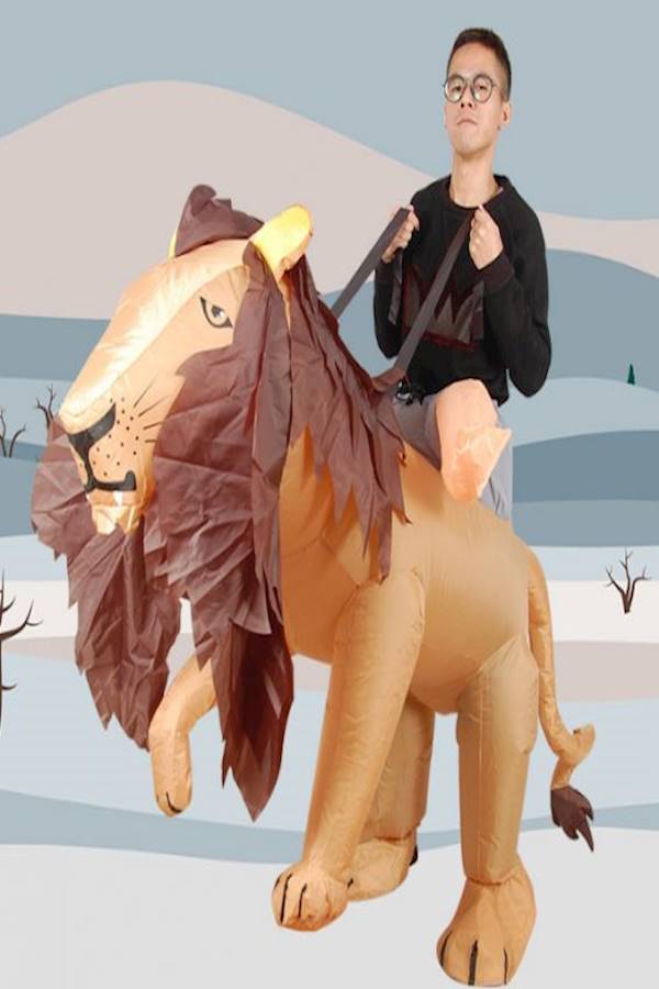 Riding My Pants Lion Costume  - Image 4