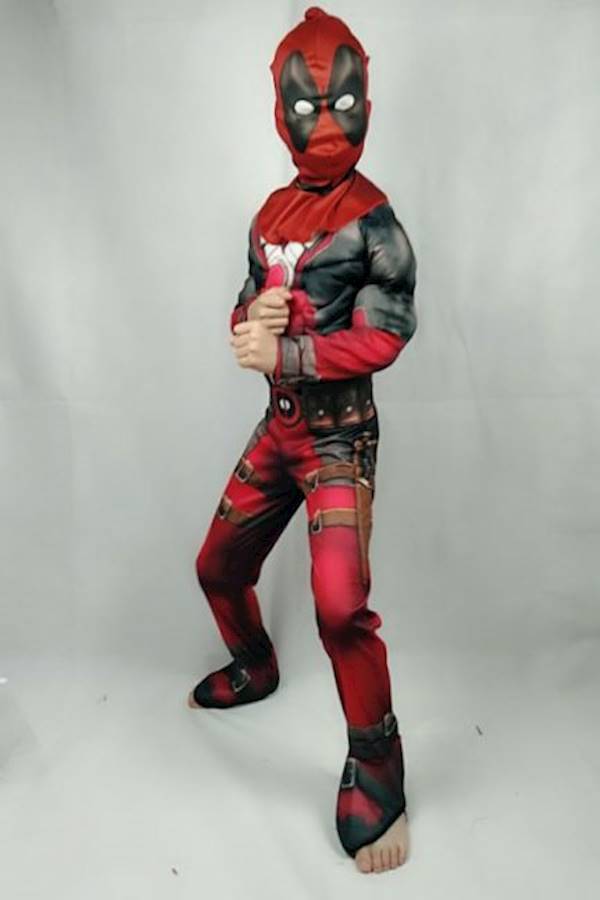 زي تنكري لشخصية ديدبول . - Image 2