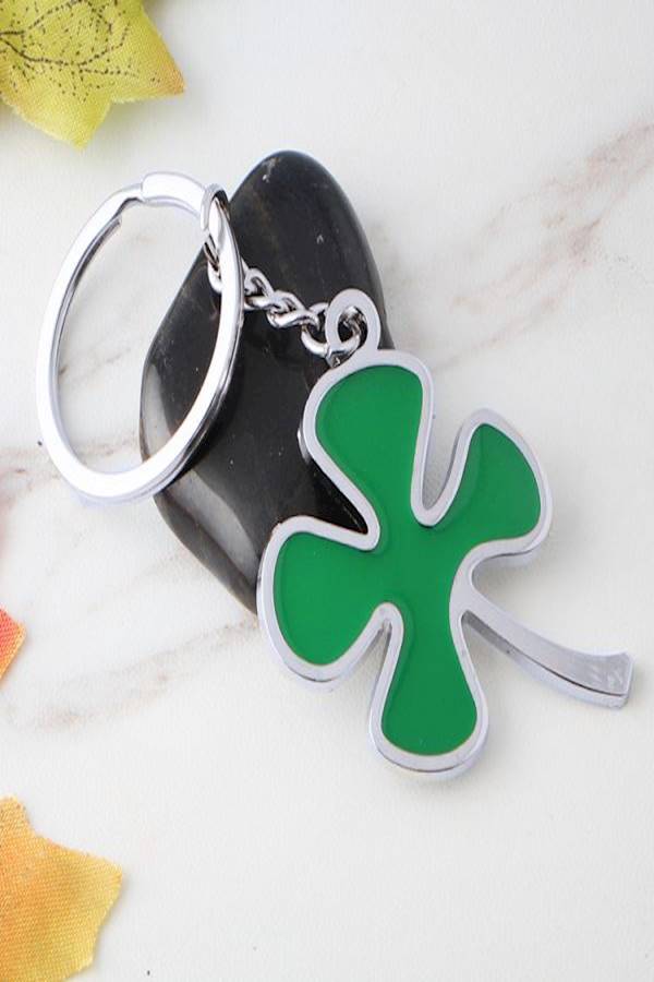 Leaf Shape Alloy Metal Key Holder Casual Key Chain - Image 2