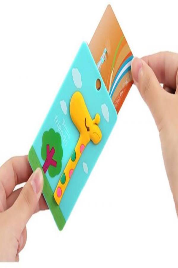 Generic Giraffe Card Case, Cartoon Card Holder Keychain  - Image 4