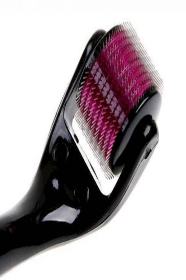 بلية دوارة للبشرة فائقة مزودة بعدد 540 إبرة مايكرو من التاتينوم وبأداة تدليك جمالية 2 0 - Image 2