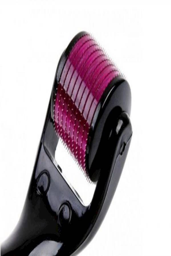 Micro Needles Derma Roller Massager Black/Pink - Image 3
