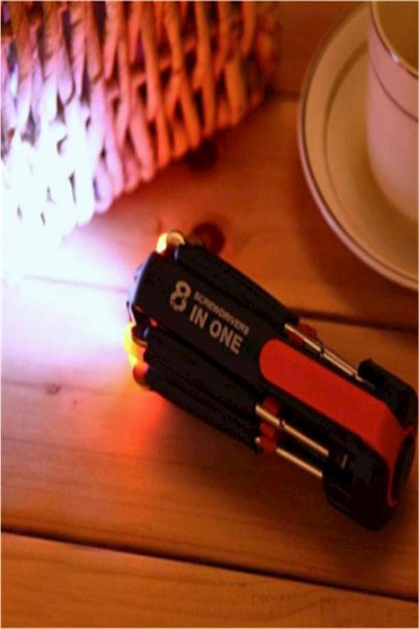 8-In-1 Multi Portable Screwdriver Tools Set With 6 Led Torch Red/Black - Image 5