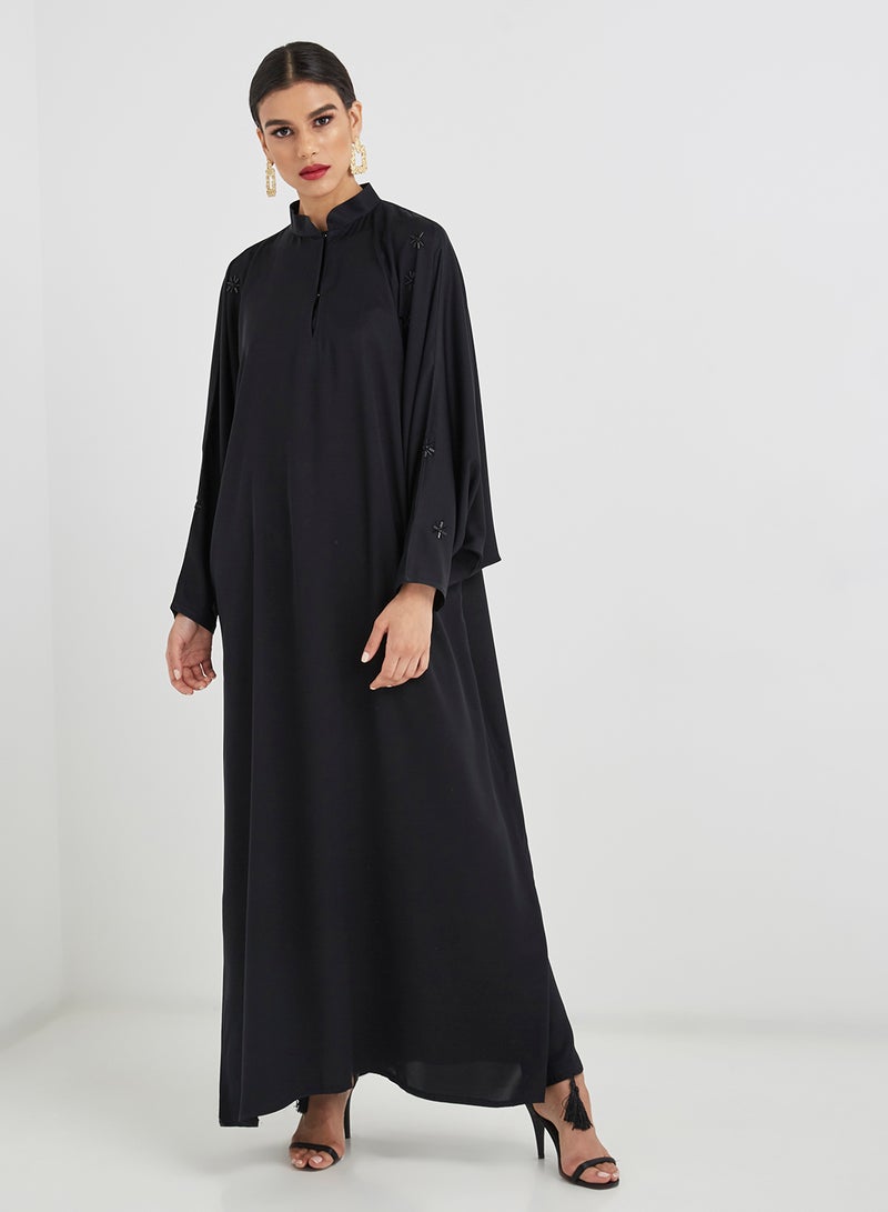 Simple Embellished Abaya Black - v1555667791/N22286498A_1