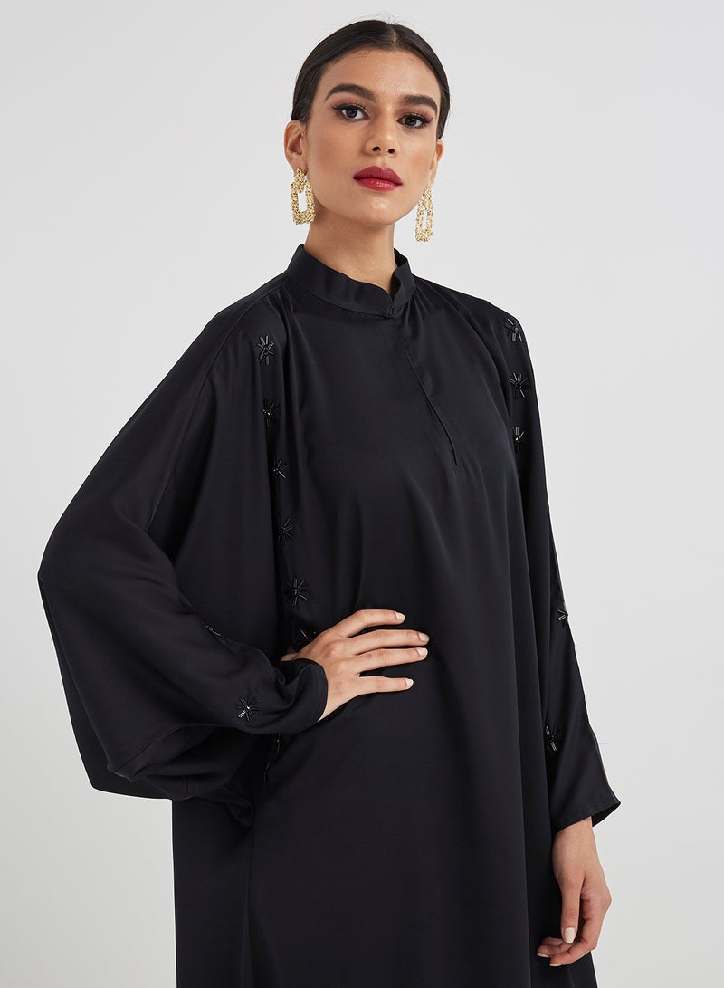 Simple Embellished Abaya Black - v1555667792/N22286498A_5