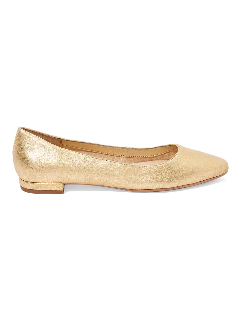 AEROSOLES Hey Girl Ballerinas Gold