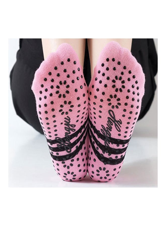 شاربدو جوارب من القطن بتصميم متقاطع وردي/ أسود - Image 3