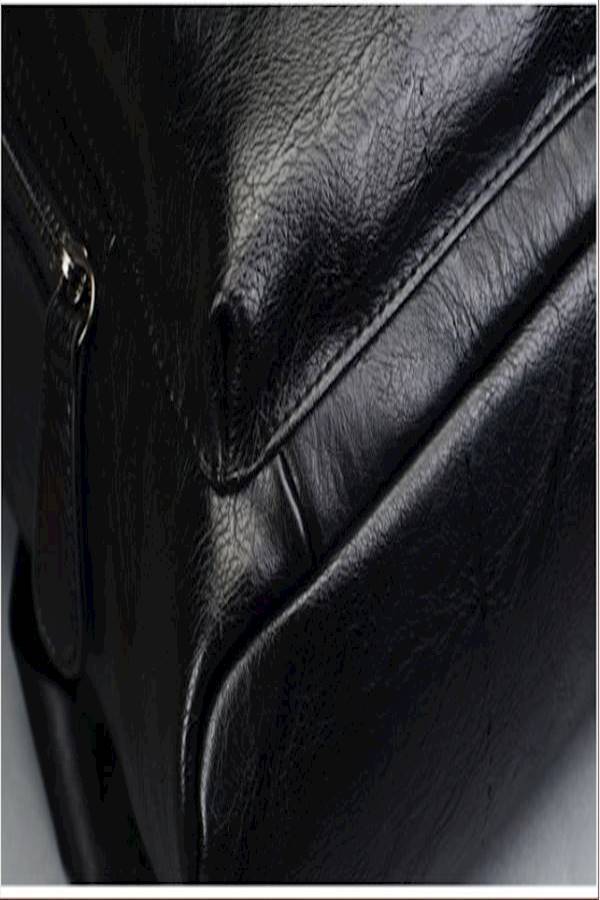 حقيبة ظهر للرجال مصنوعة من الجلد ومزودة بحزامين كتف أسود - Image 3