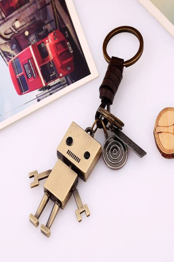 سلسلة مفاتيح بتصميم كلاسيكي جلدي بنمط منسوج مستوحى من موسيقى البانك - Image 3