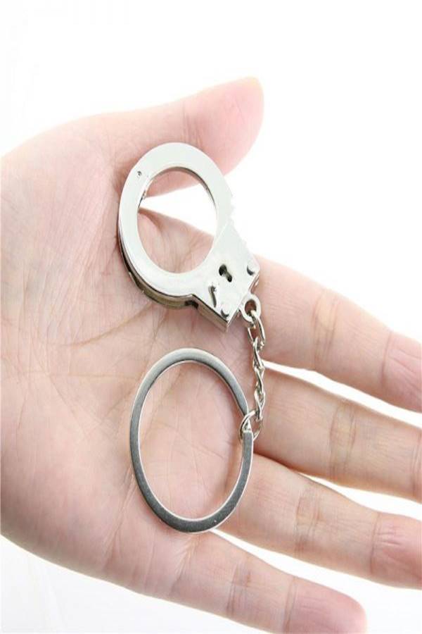Generic - Mini Key Chain Car Handcuffs Key Ring Keychain - Image 1