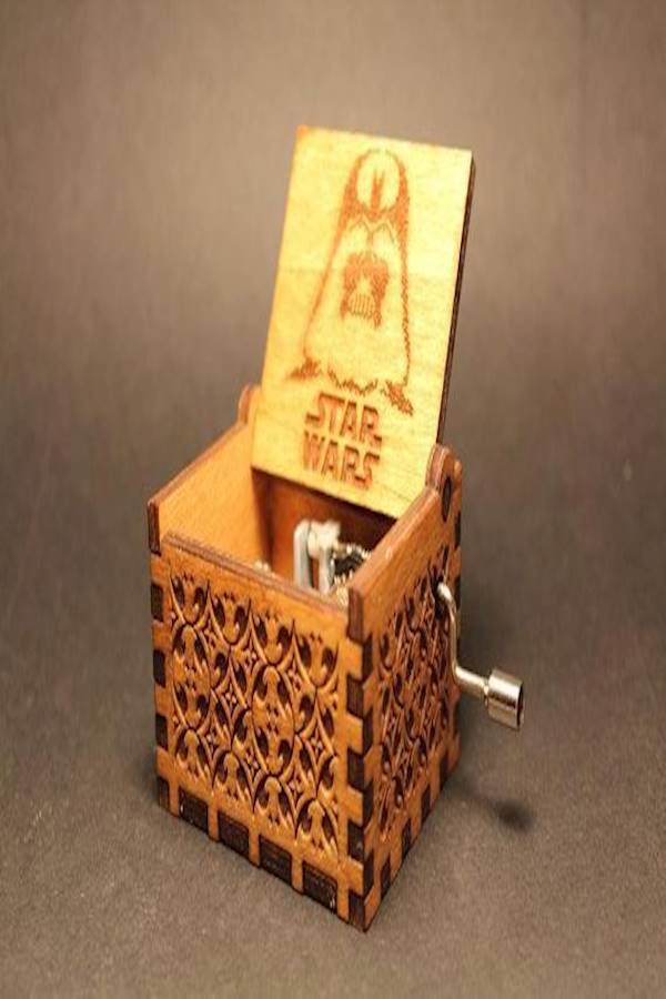 Star Wars Classic Mini Wooden Music Box  - Image 2