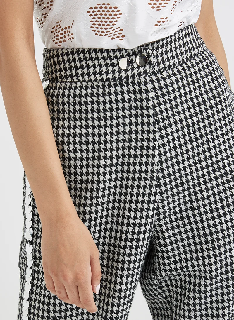 LOST INK Embellished Textured Pants Multicolour