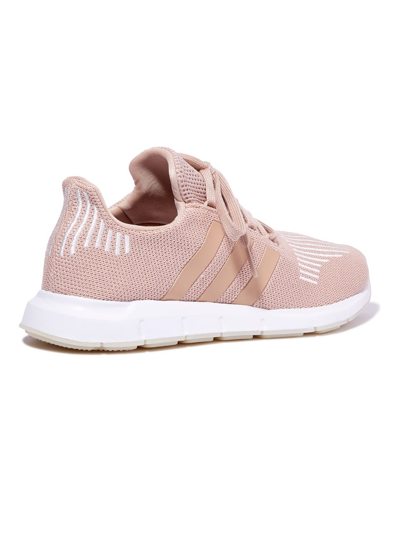 Swift Run Shoes Pink