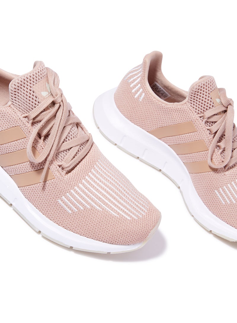 Swift Run Shoes Pink