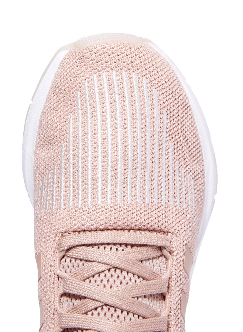 Swift Run Shoes Pink