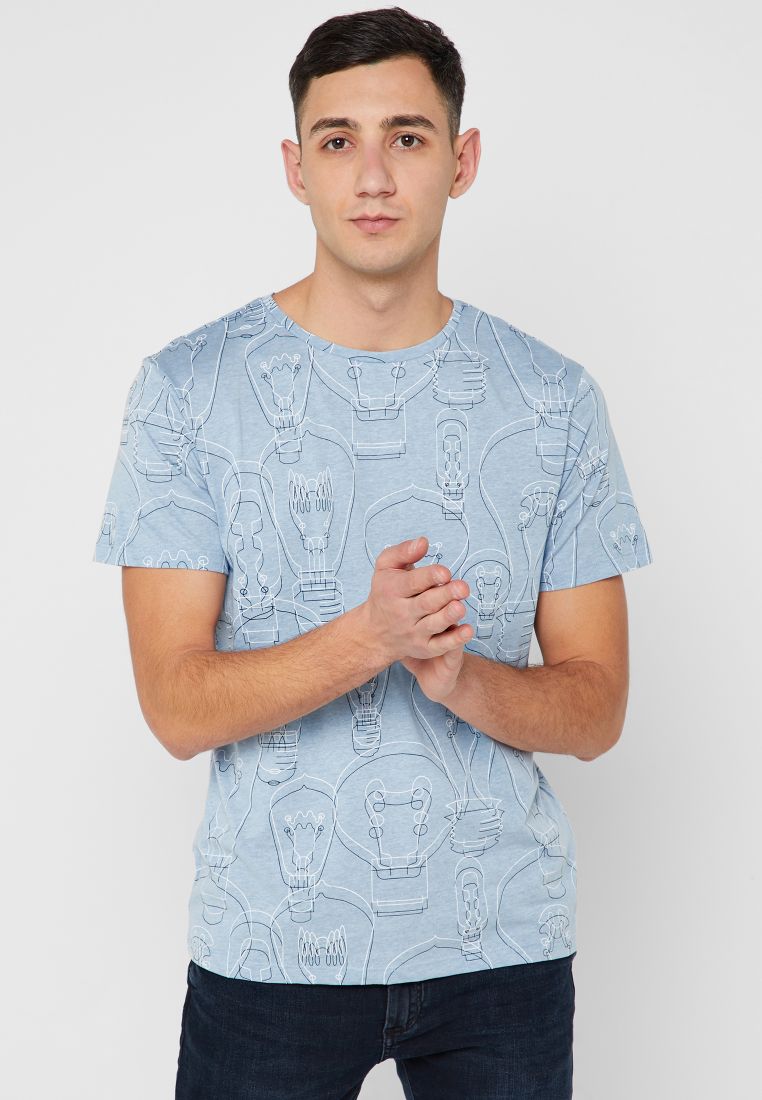 ريزرفد تيشيرت إيه أو بي بفتحة رقبة مستديرة بتصميم لمبة متعدد الألوان - Image 1