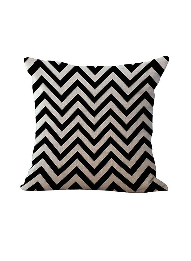 وسادة ديكور بطبعة مخططة أبيض/أسود