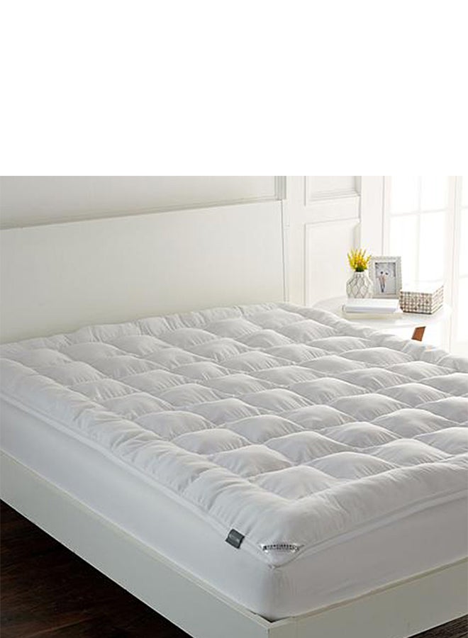 REGAL IN HOUSE Mattress Topper 4 cm Microfiber Filing With Rubber Frame Cotton White 200x180cm  - Image 1
