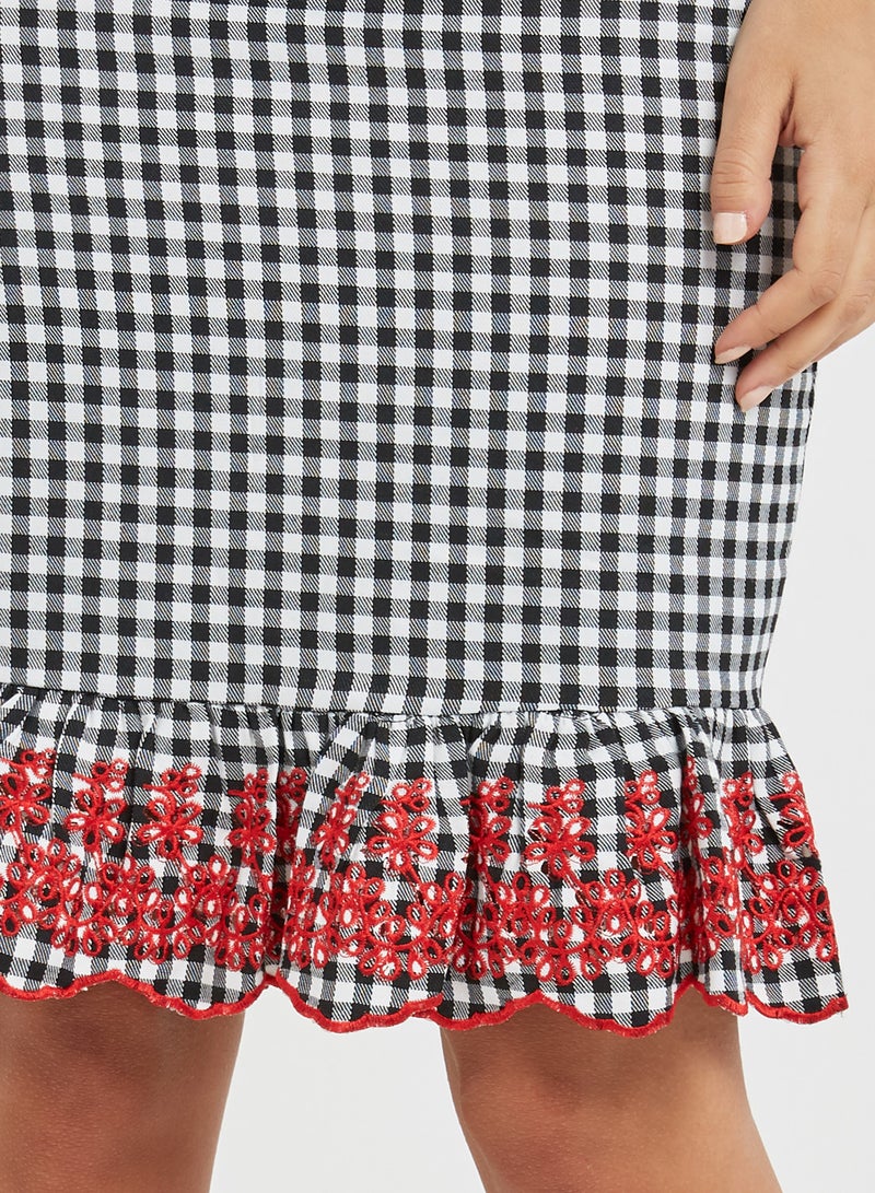 High Streets Check Frill Skirt Black  - Image 4