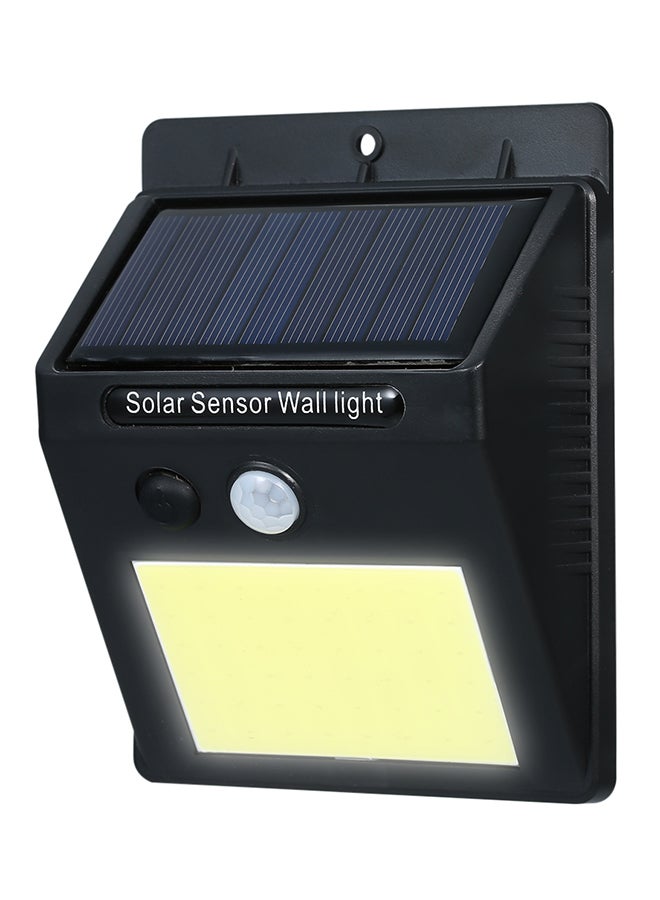 مصباح LED جداري يعمل بالطاقة الشمسية مزود بكاشف للحركة أسود/ أصفر 13X10X5Ø³Ù†ØªÙŠÙ…ØªØ±  - Image 1