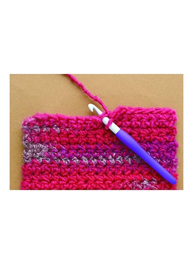 Clover Amour Crochet Hook Purple/White - Image 4