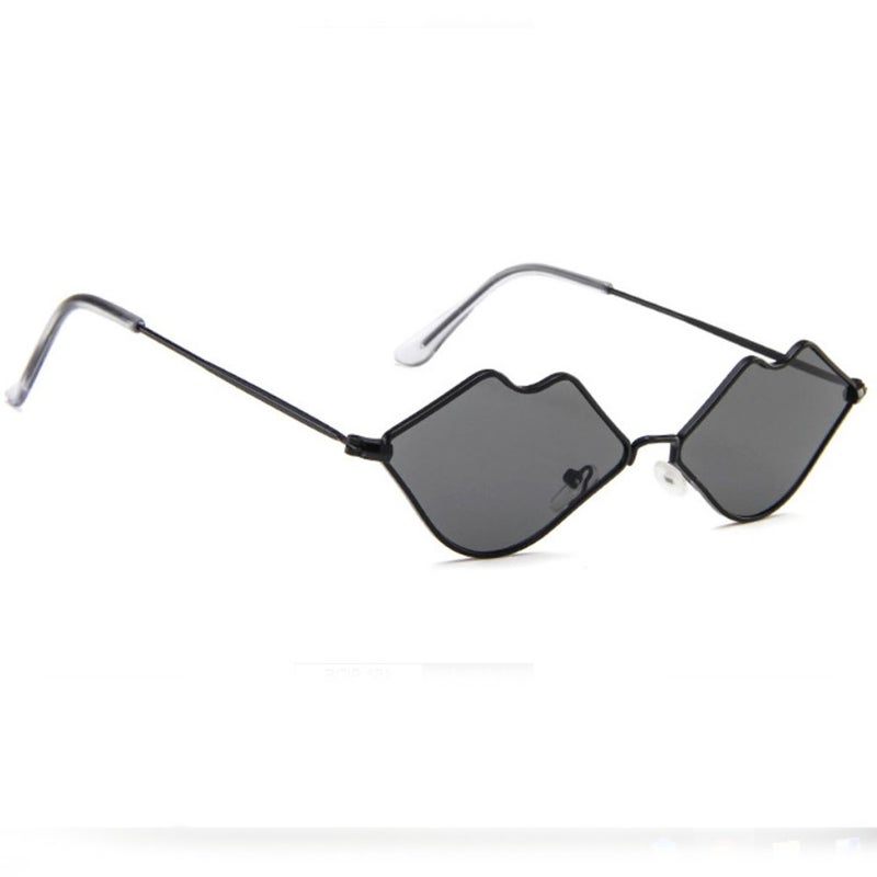 GuangDu Metal Lips Shape Trend Ocean Film Sunglasses - Image 3