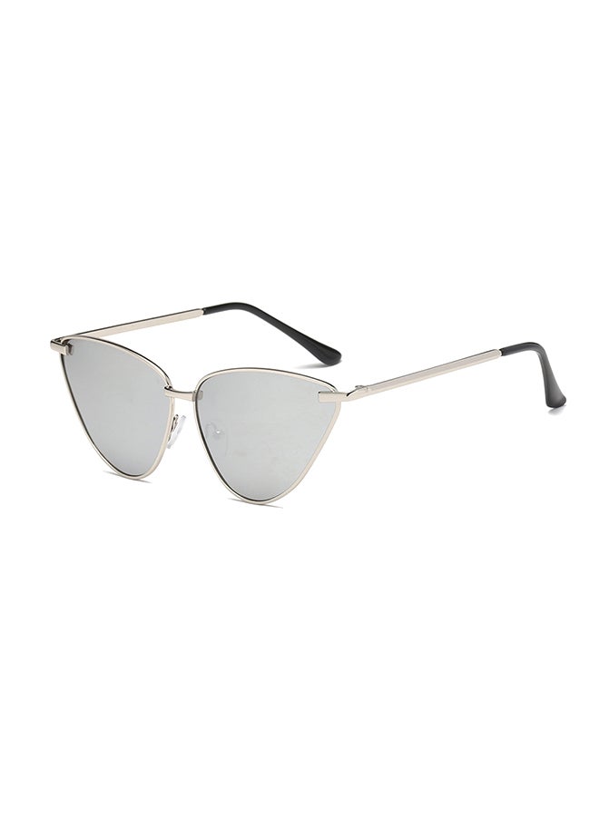 شاربدو نظارة شمسية بإطار على شكل عين قط وعدسة واقية من الأشعة فوق البنفسجية، لون فضي للنساء - Image 1