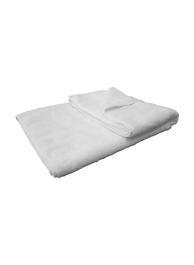 homes r us - Lauren Bath Towel White 70 x 140cm - Image 1