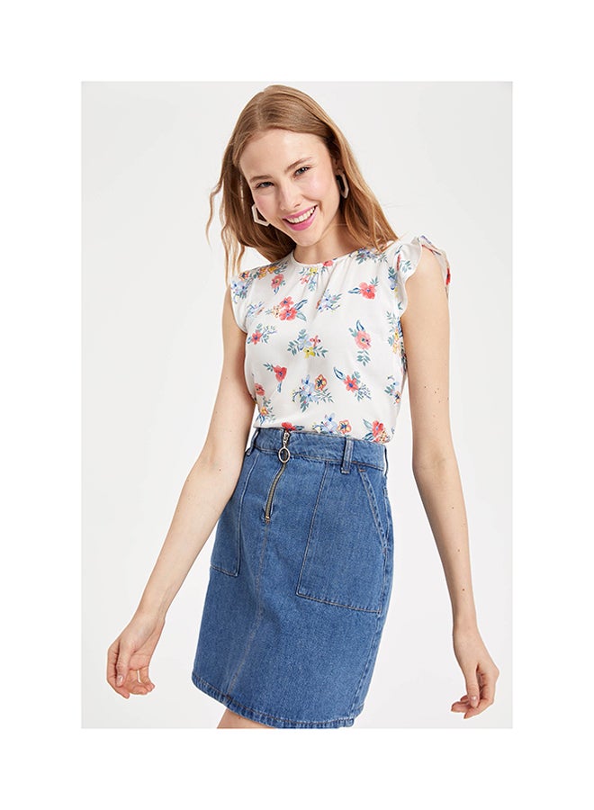 DeFacto Frilly Sleeveless Blouse White - Image 3