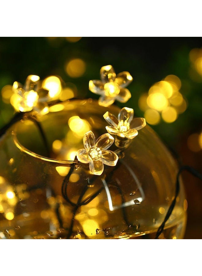 بيوينتي شريط إضاءة LED خارجي يعمل بالطاقة الشمسية ويحتوي على 50 مصباحاً أصفر 10x15سم - Image 3