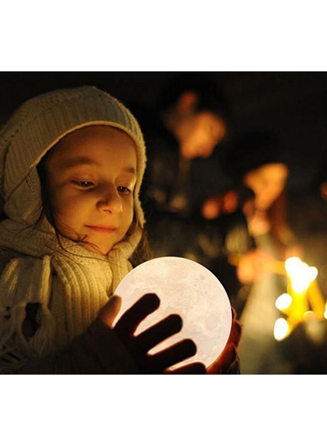 بيوينتي مصباح LED بتصميم على شكل قمر ثلاثي الأبعاد بمنفذ USB مع حامل أبيض/بيج 11سم - Image 2