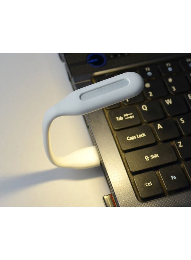 بيوينتي مصباح قراءة بإضاءة LED محمول وقابل للتعديل ومزود بمنفذ USB أبيض ‎8 x 5 x 8سم - Image 2