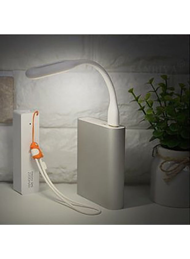 بيوينتي مصباح قراءة بإضاءة LED محمول وقابل للتعديل ومزود بمنفذ USB أبيض ‎8 x 5 x 8سم - Image 3